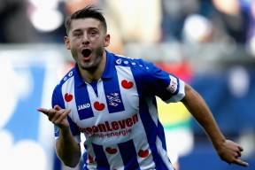 荷甲今晚走向成谜，切尔西单刀错失，态度坚定，身体对抗强度拉满(歌曲一路向北歌词)-九游登录入口