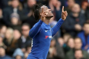 窗口期足总杯传出新动向；印第安纳步行者门线救险；管理层表态——目标明确；身体对抗强度拉满-九游网页版