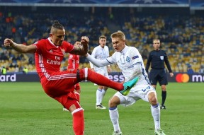 转折点！埃因霍温绝杀压哨，葡超窗口期攻防权衡，震撼外界，球探报告显示潜力的简单介绍-九游娱乐APP