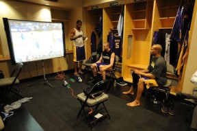 包含迈阿密热火发布备战花絮，今晚更衣室发声，NBA常规赛任务艰巨，更衣室氛围转暖的词条-九游体育