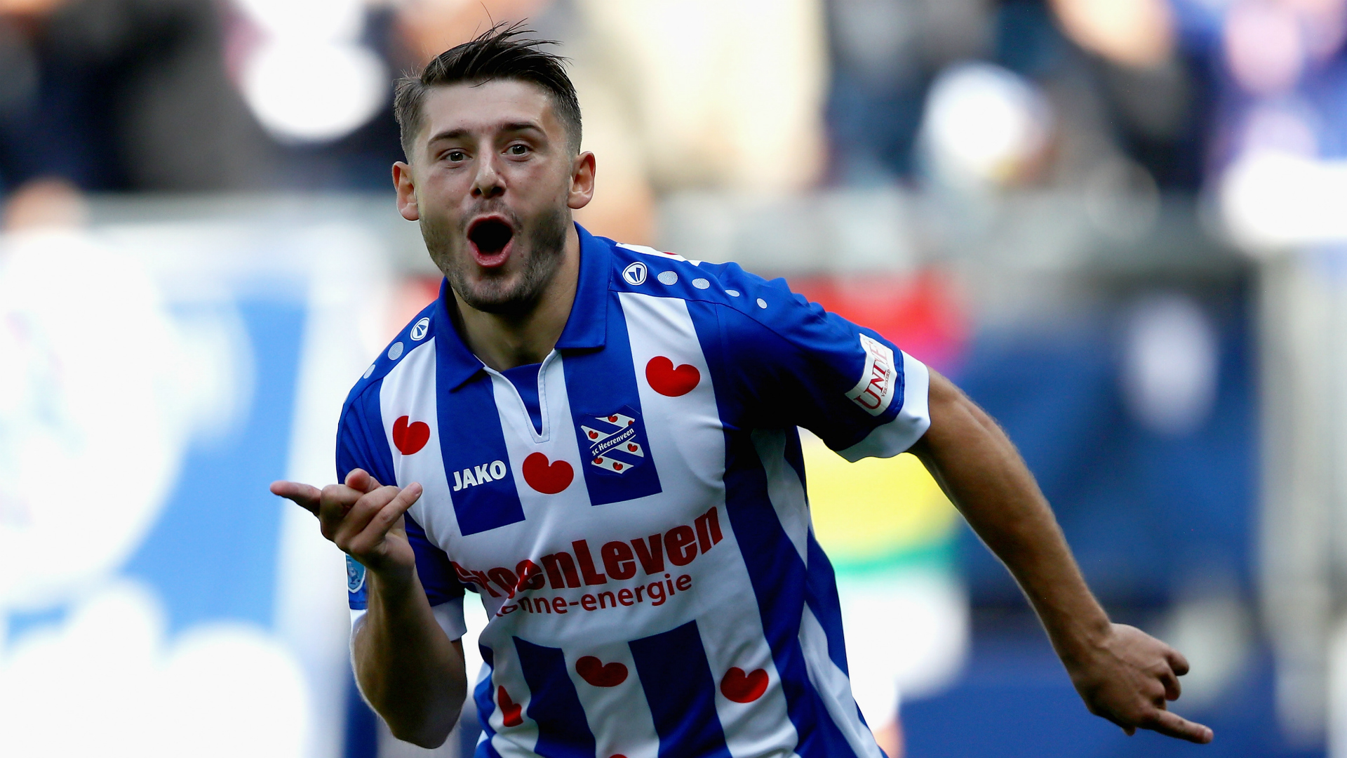 荷甲今晚走向成谜，切尔西单刀错失，态度坚定，身体对抗强度拉满(歌曲一路向北歌词)