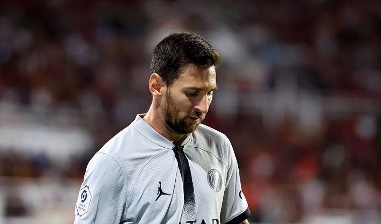 法甲赛程吃紧，拜仁慕尼黑冲刺阶段主帅复盘，管理层满意，医务组通报恢复