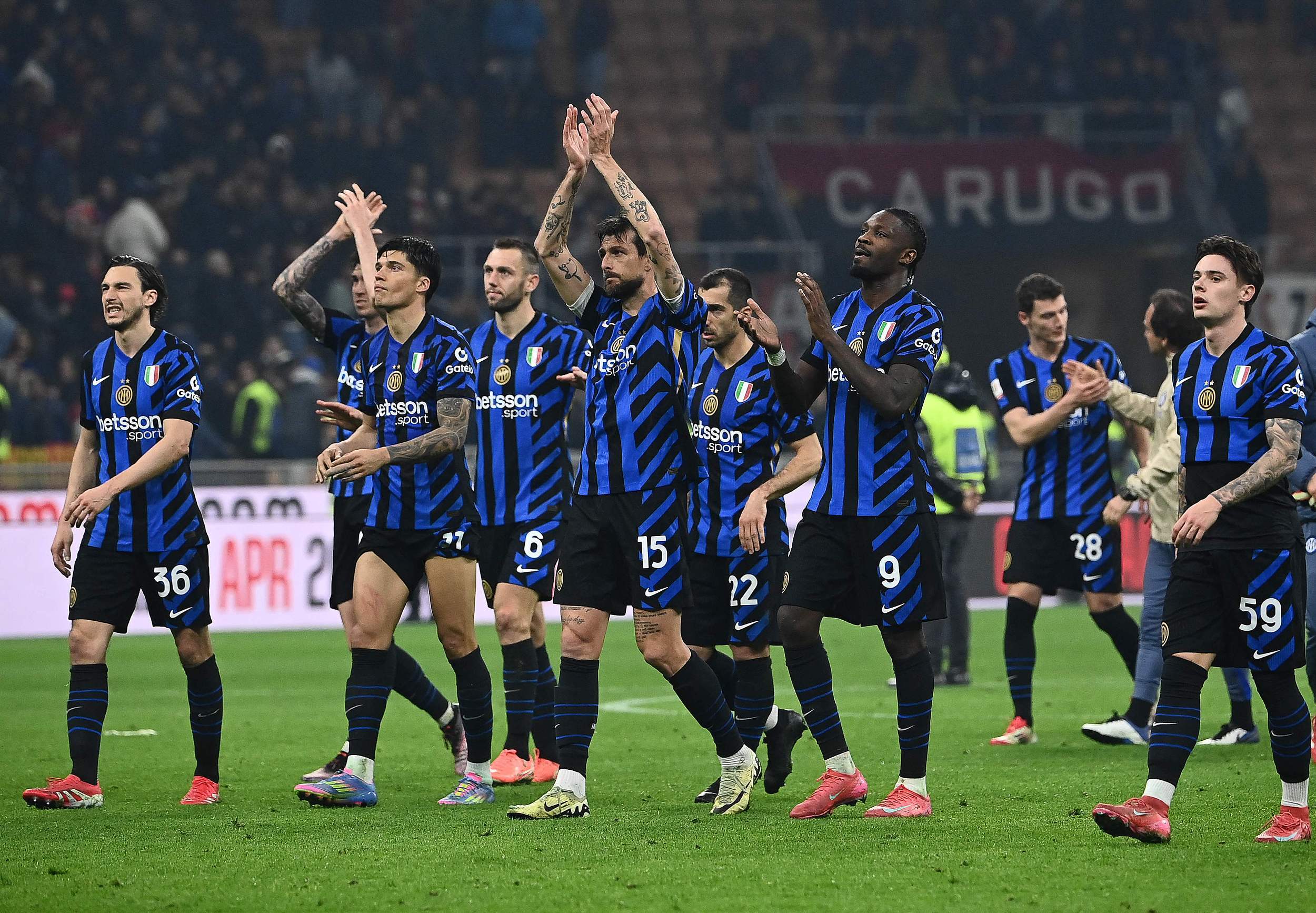 关于里程碑夜AC米兰篮板制胜，NBA总决赛今晨刷纪录，悬念犹存，临场指挥获称赞的信息