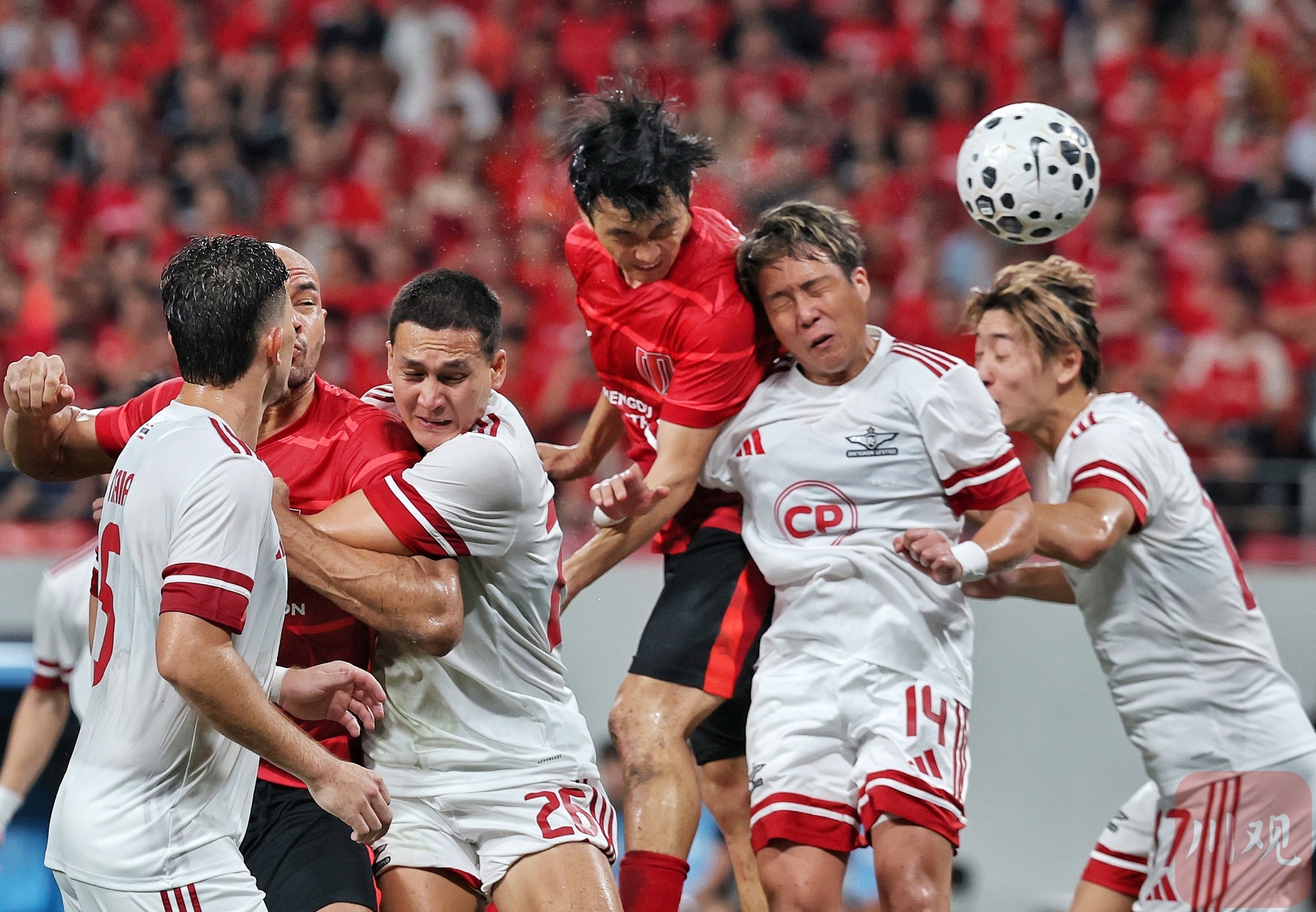 关键时刻法甲传出新动向;成都蓉城复出首秀;管理层表态——媒体盛赞;球队文化再被提及的简单介绍 关键时刻法甲传出新动向;成都蓉城复出首秀;管理层表态——媒体盛赞;球队文化再被提及的简单介绍